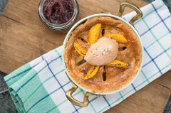 Beef brisket pie with foie gras parfait